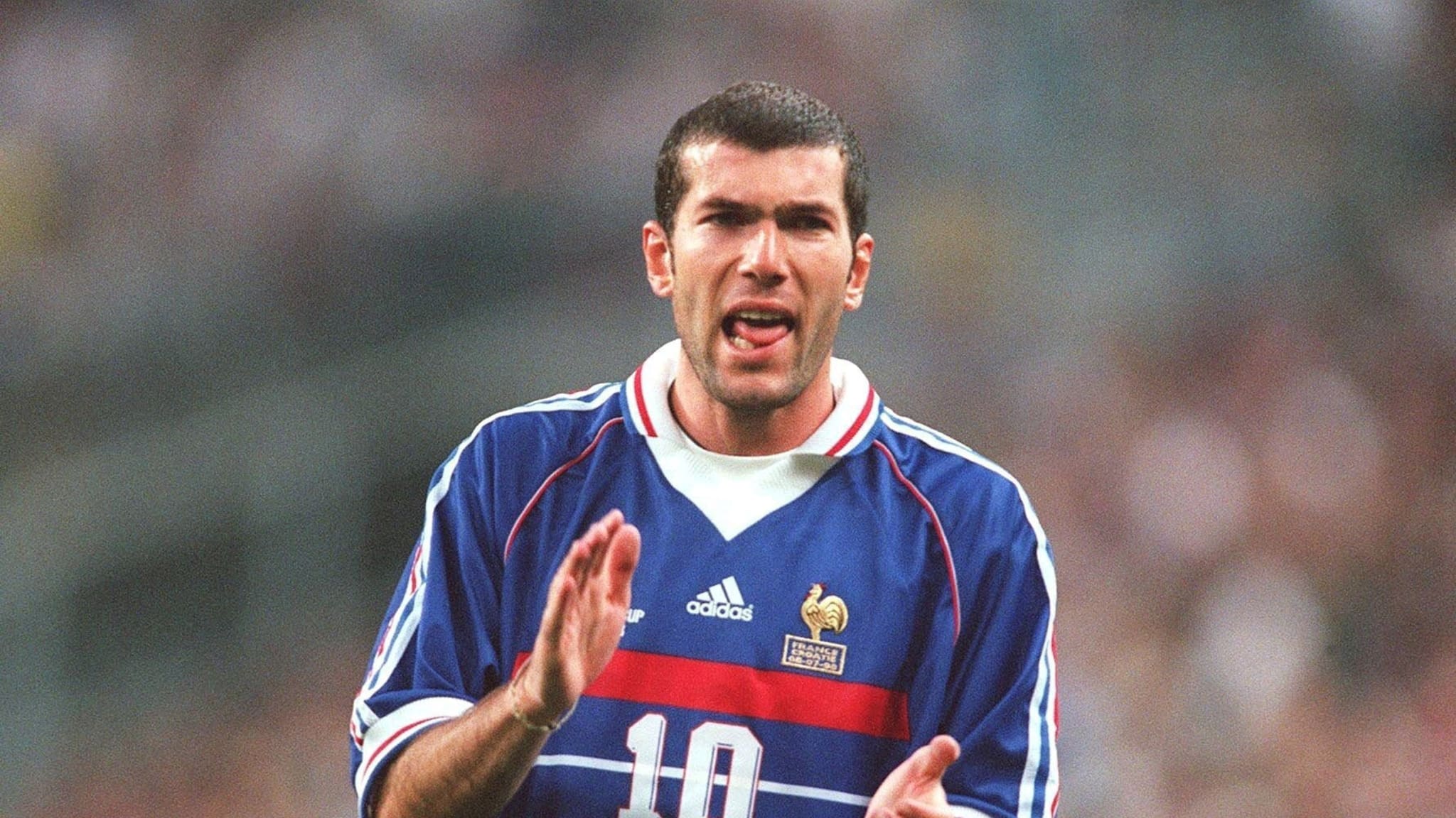 Tiểu sử về huyền thoại bóng đá, HLV tài ba người Pháp Zinedine Zidane