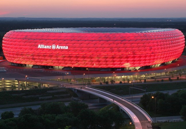 Sân bóng đá Allianz Arena